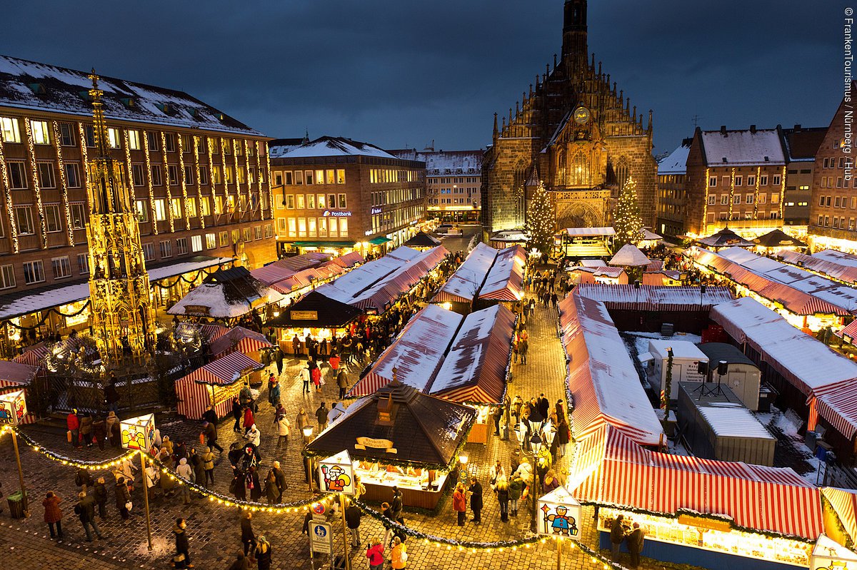 Αρχίζει η κατασκευή της χριστουγεννιάτικης αγοράς στη Νυρεμβέργη!